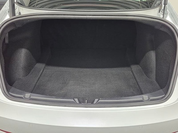 Tesla Model 3 9 of 11