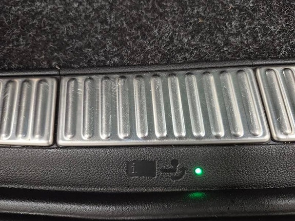 Skoda Superb 9 of 12
