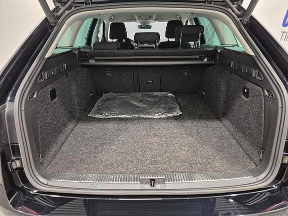 Skoda Superb 11 of 12