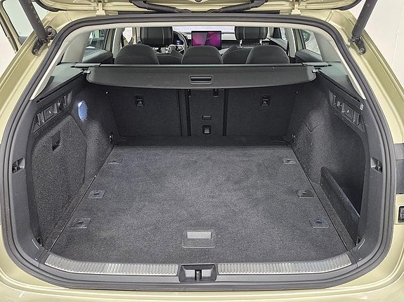 Skoda Superb 12 of 12