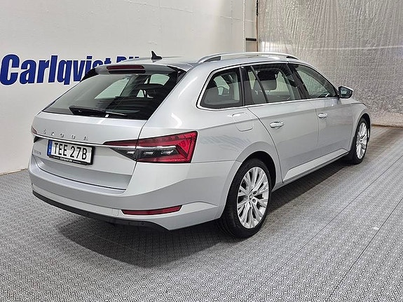 Skoda Superb 4 of 11