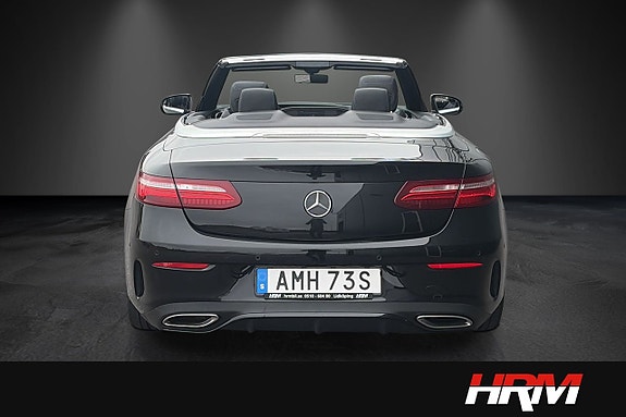 Mercedes-Benz E200 19 of 19