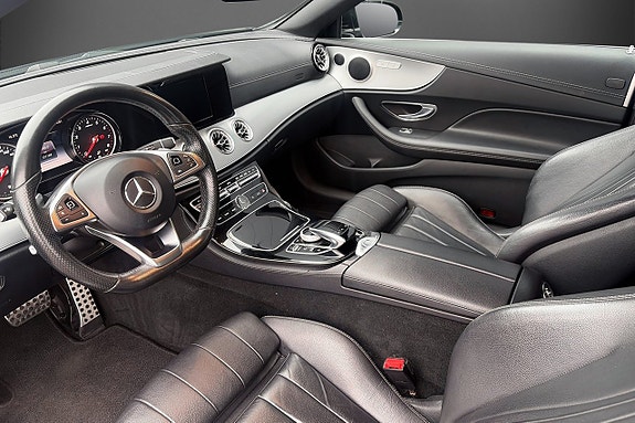 Mercedes-Benz E200 9 of 19