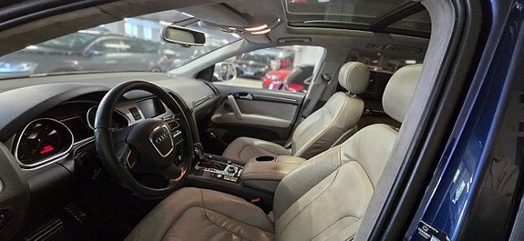 Audi Q7 11 of 14