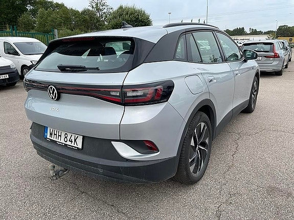 Volkswagen ID.4 3 of 5