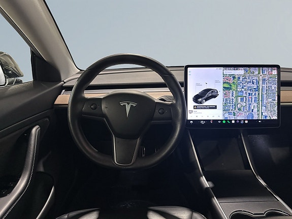 Tesla Model 3 9 of 24