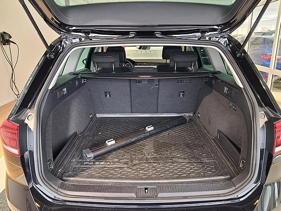 Volkswagen Passat 7 of 7