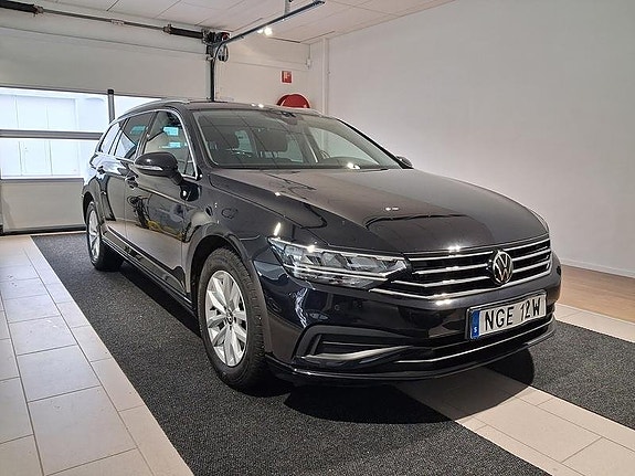 Volkswagen Passat 3 of 7
