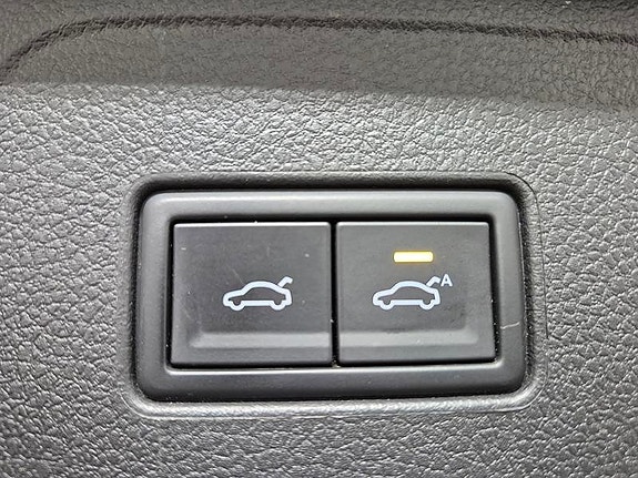Volkswagen Passat 12 of 12