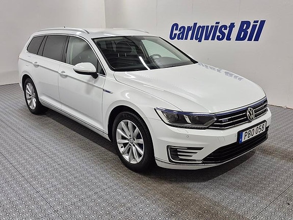 Volkswagen Passat 3 of 7