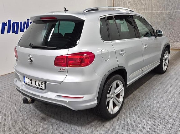 Volkswagen Tiguan 4 of 8