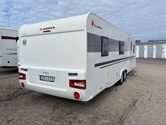 Adria Adora 753 UK barnkammare Alde Ac Mover Lufttält 4 of 13
