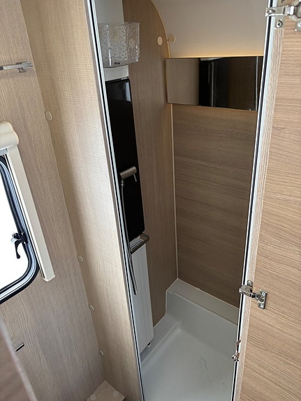Adria Adora 753 UK barnkammare Alde Ac Mover Lufttält 12 of 13