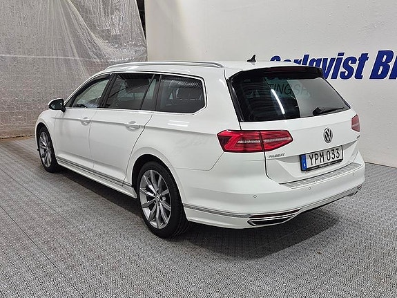 Volkswagen Passat 5 of 13