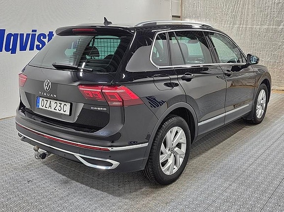 Volkswagen Tiguan 4 of 12