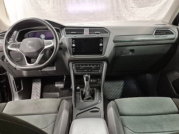 Volkswagen Tiguan 6 of 10
