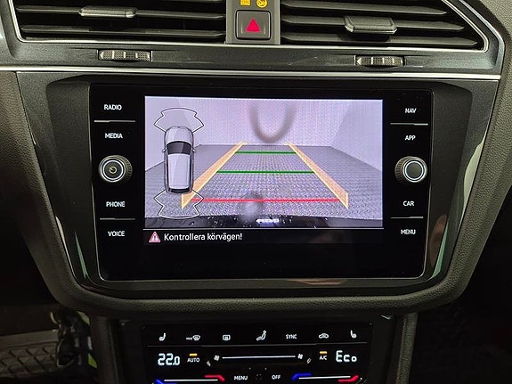 Volkswagen Tiguan 7 of 10