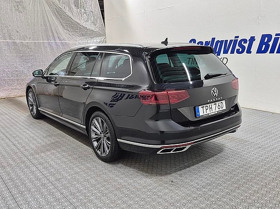 Volkswagen Passat 5 of 13