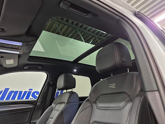 Volkswagen Touareg 10 of 13