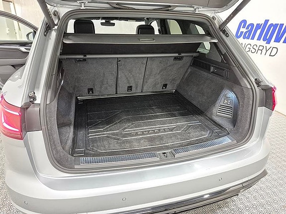 Volkswagen Touareg 11 of 13