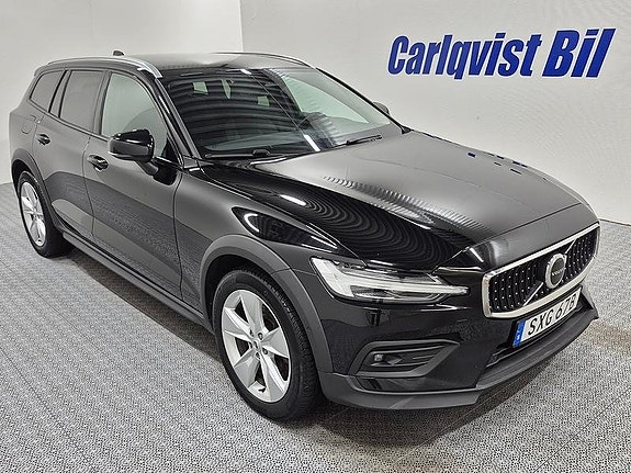 Volvo V60 Cross Country 5 of 11