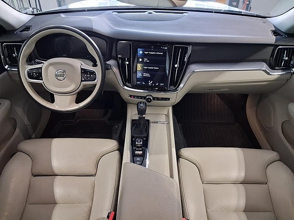 Volvo V60 4 of 6