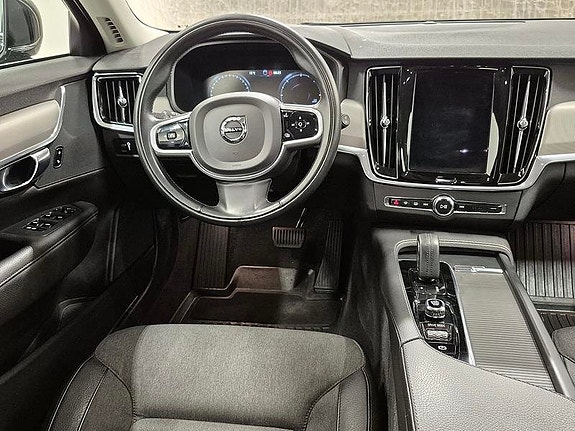Volvo V90 6 of 8