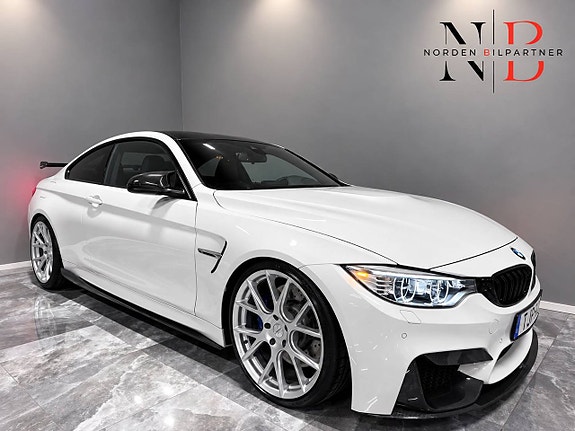 BMW M4 10 of 30