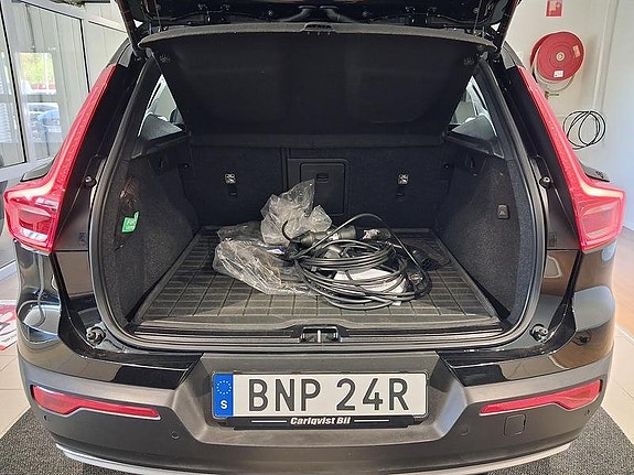 Volvo XC40 6 of 6
