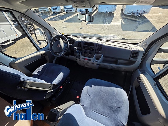 KABE Travelmaster 700 L 13 of 20