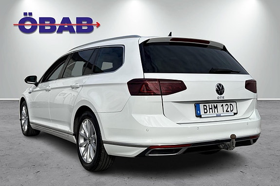 Volkswagen Passat 6 of 12