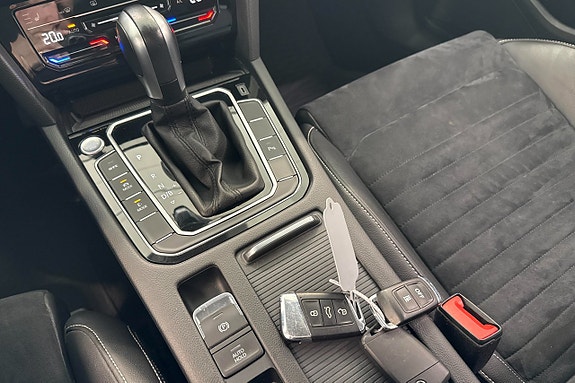 Volkswagen Passat 12 of 12