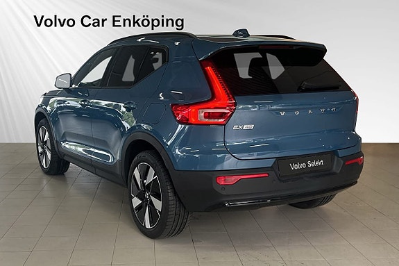 Volvo EX40 4 of 29