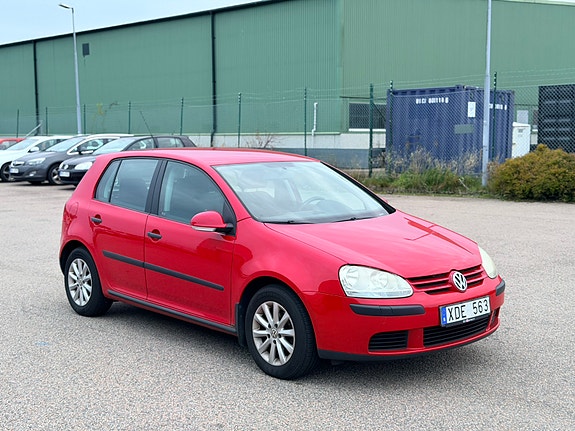 Volkswagen Golf V 3 of 16