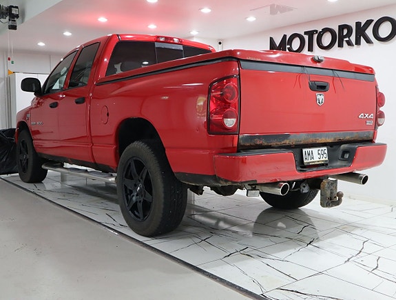 Dodge RAM 1500 4 of 18