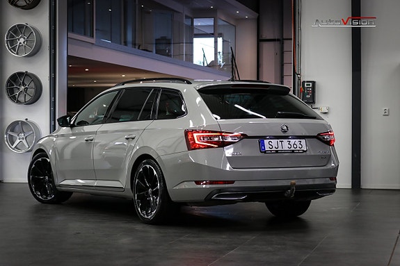 Skoda Superb 2 of 30