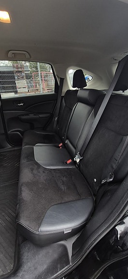 Honda CR-V 13 of 30