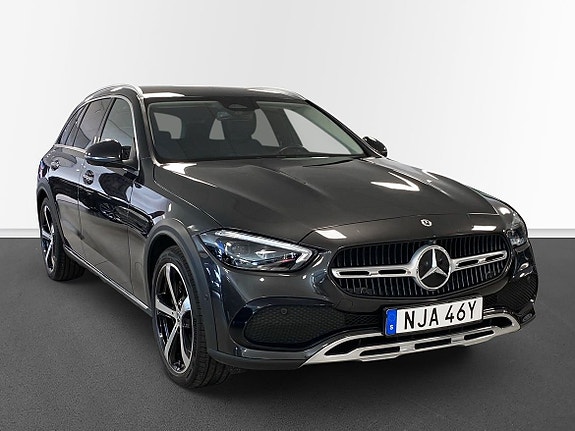 Mercedes-Benz C220 d 3 of 13
