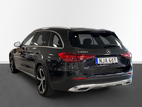 Mercedes-Benz C220 d 2 of 13