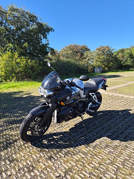 BMW K 1200 R 2 of 6