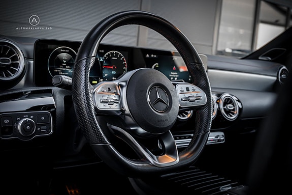 Mercedes-Benz CLA250 e 8 of 23
