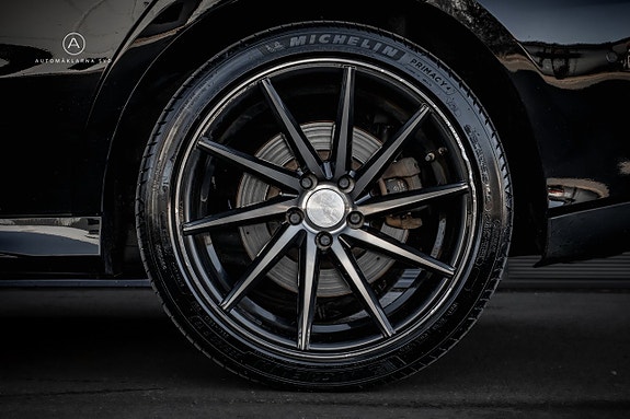 Mercedes-Benz CLA250 e 20 of 23