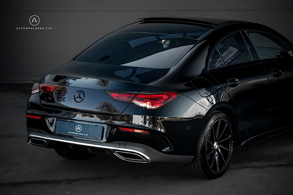 Mercedes-Benz CLA250 e 17 of 23
