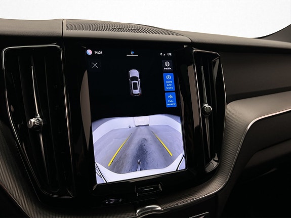 Volvo XC60 22 of 30