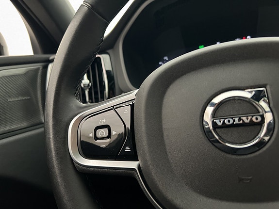 Volvo XC60 18 of 30