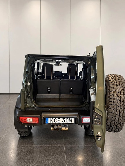 Suzuki Jimny 7 of 13