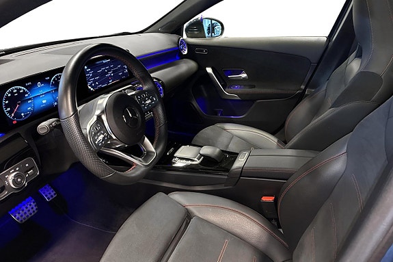 Mercedes-Benz A250 e 9 of 23