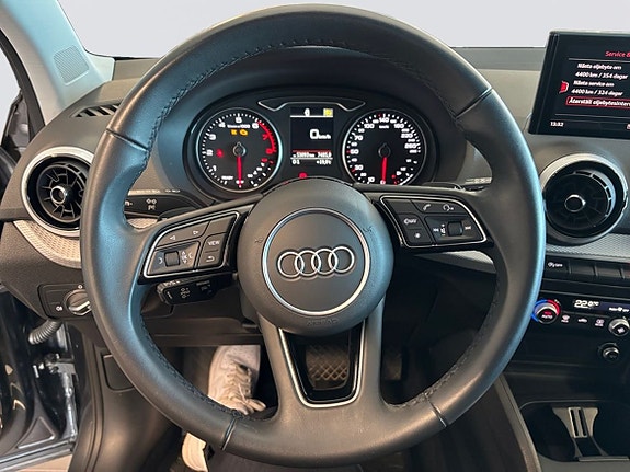 Audi Q2 10 of 14