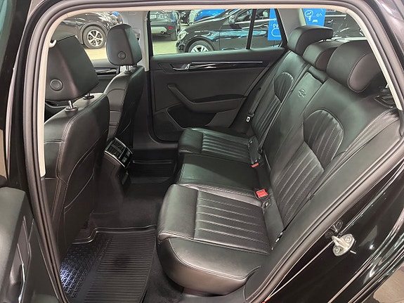 Skoda Superb 10 of 19