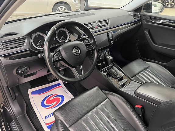 Skoda Superb 8 of 19